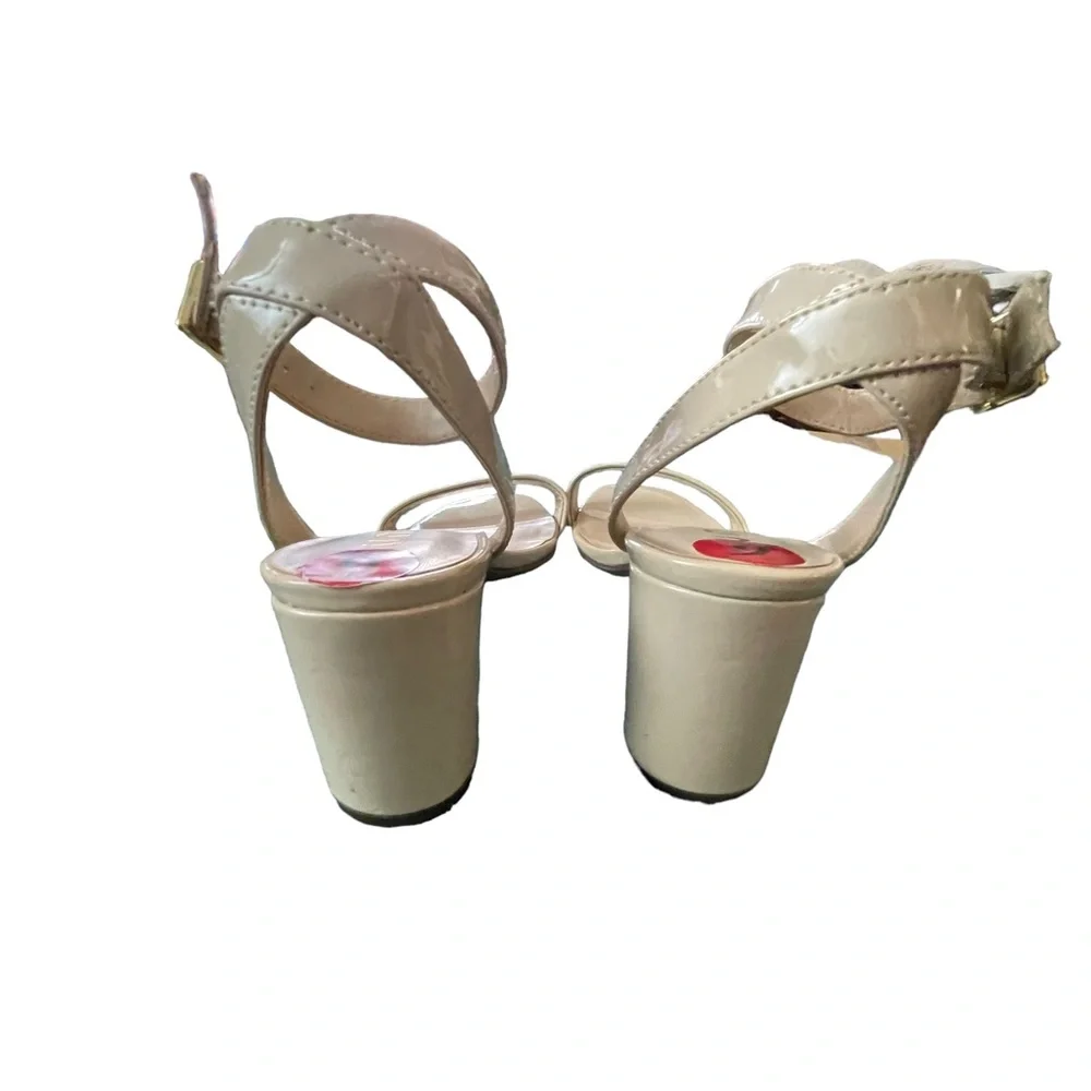 Unisa heels Size 6M - Picture 13 of 16